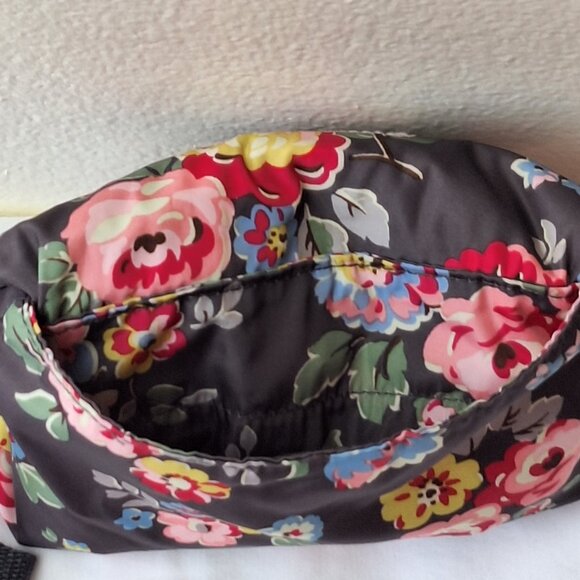 Cath Kidston floral PVC magnetic closure fold away shopping bag - Picture 8 of 8